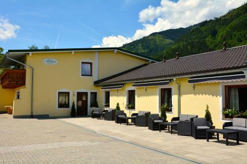 Hostal Pension Milan