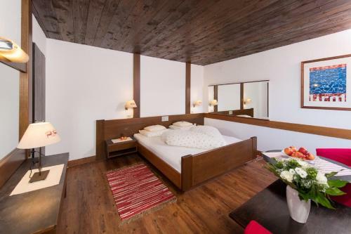 Hostal Haus Stefanie - Adults Only