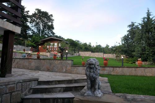 Villa Estate