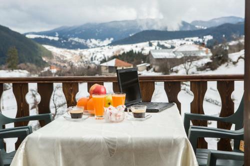 Guest House Panorama