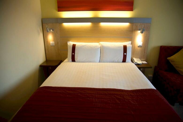 Hotel Express By Holiday Inn Edinburgh Royal Mile