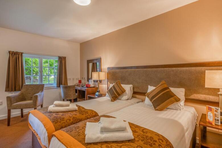 Newton Hotel