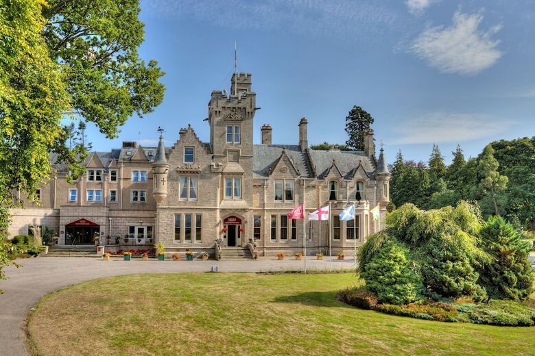 Newton Hotel