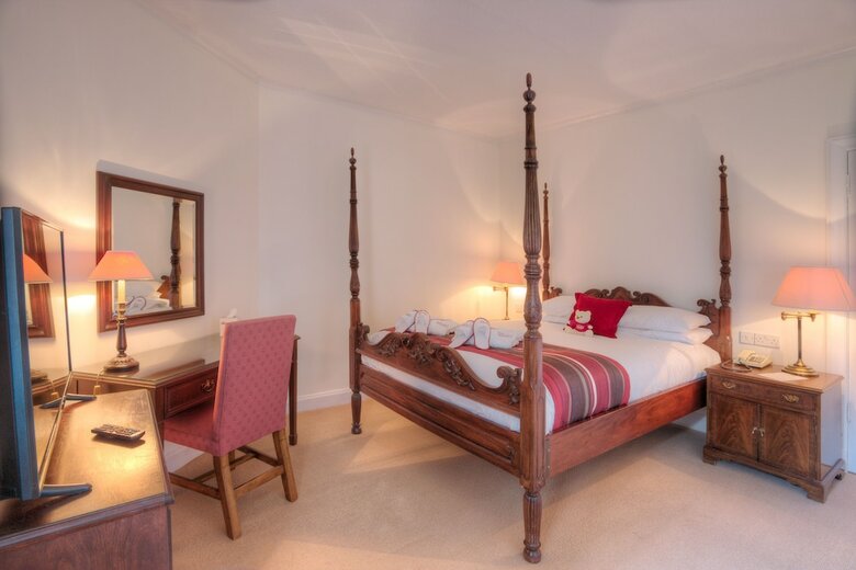 Newton Hotel