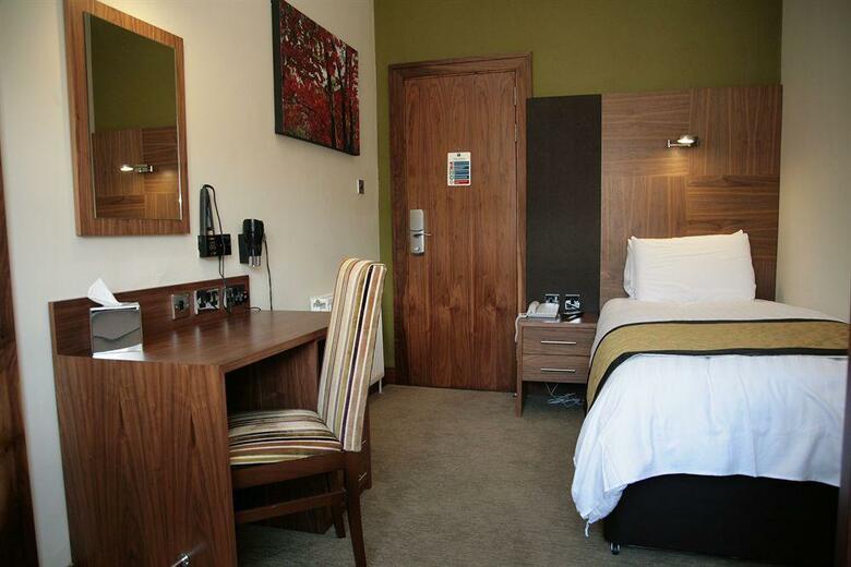 Acorn Hotel