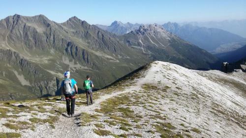 Hostal Alpenhaus Monte