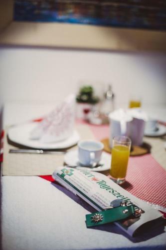 Hostal Alpenhaus Monte