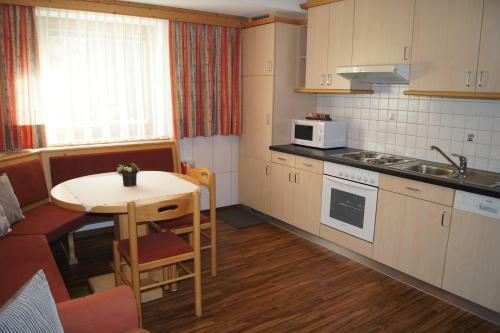 Apart Al-collina