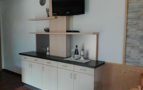 Apart Al-collina