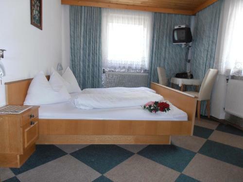 Hostal Haus Paznaun