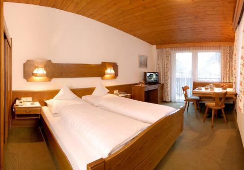 Hotel Edelweiss