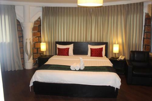 River Star Hotel
