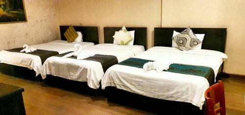 River Star Hotel