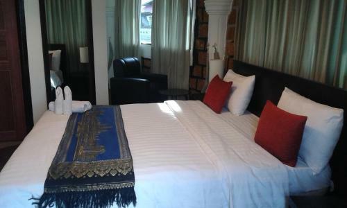 River Star Hotel