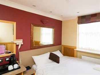 Excelsior Hotel