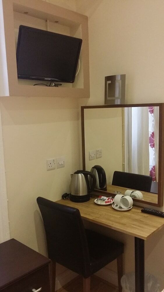 Notting Hill Gate Hotel