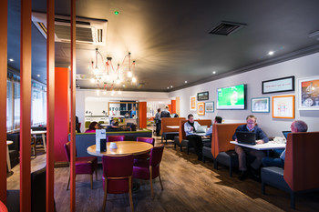 Hotel Holiday Inn M6 Jct15