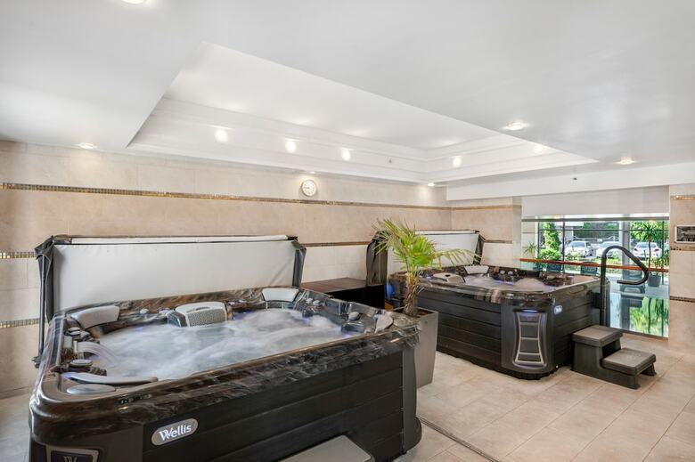 Hotel Divinus