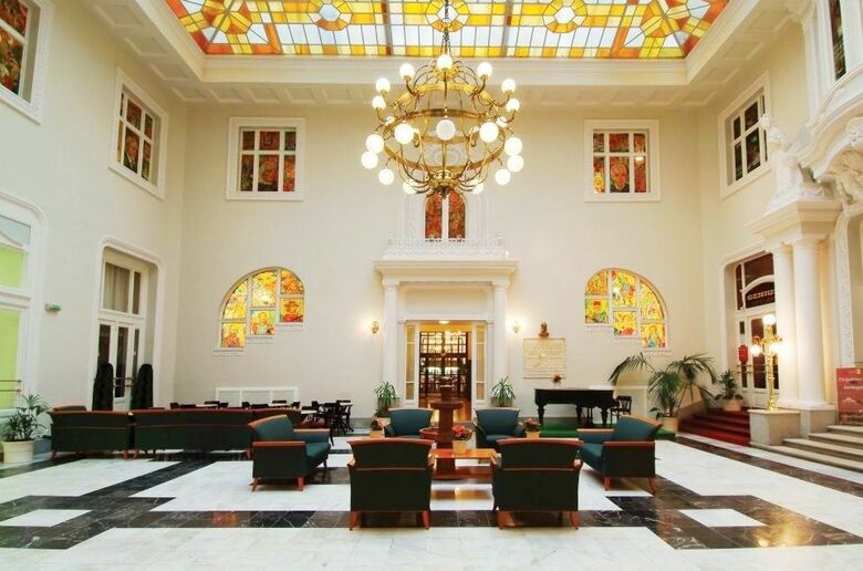 Civis Grand Hotel Aranybika