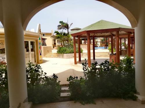 Aparthotel Tropical