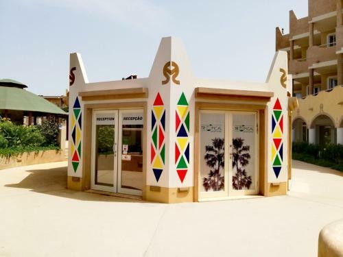 Aparthotel Tropical