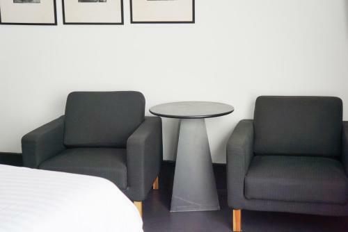 H Hotel Cambodia