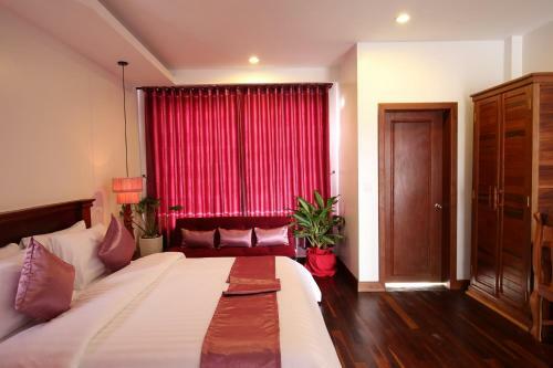 Holy Angkor Deluxe Hotel