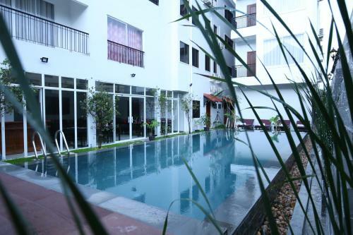 Holy Angkor Deluxe Hotel