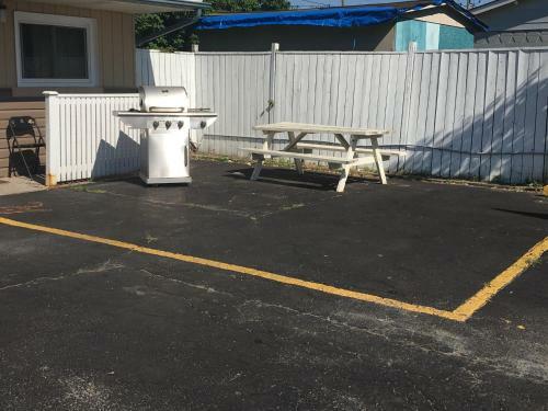 Bestway Motel