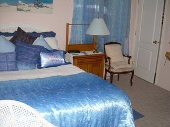 Davis Bay Bed & Breakfast