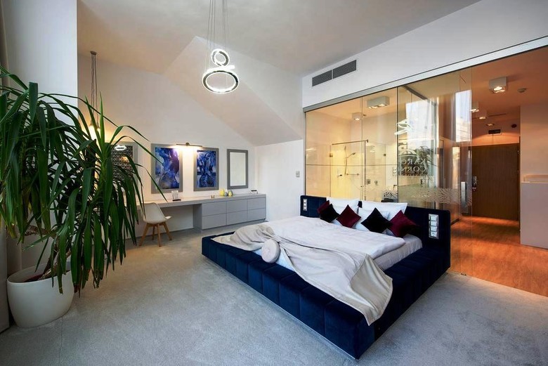 Hotel Karoly Corner Residences