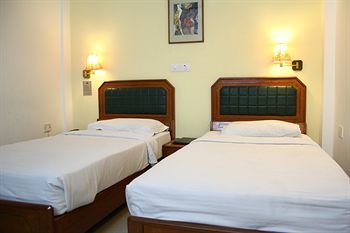 Hotel Pooja Palace