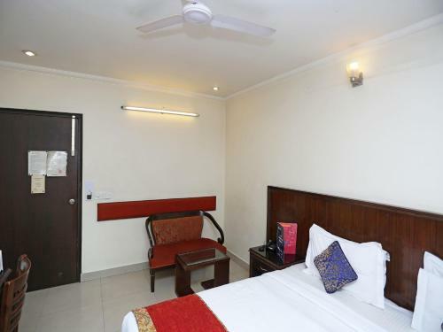 Hotel Clark Heights