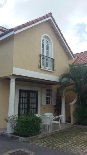 3 Springcourt Apartment