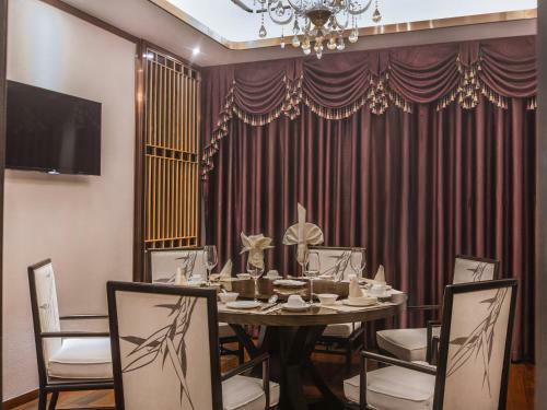 Shenzhen Bay Hisoar Hotel