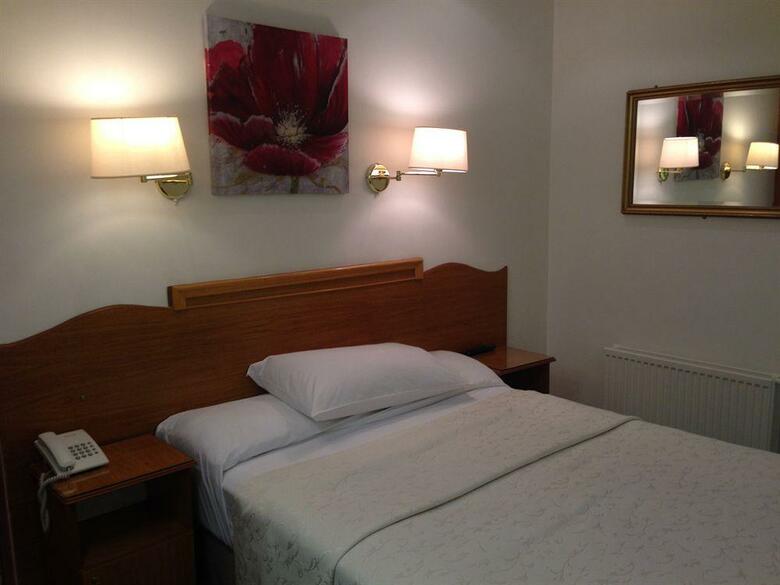 Dergvale Hotel