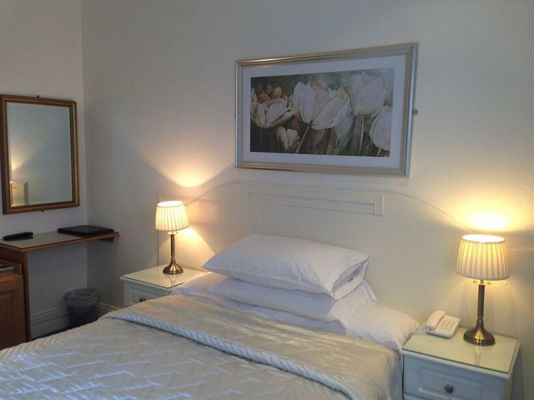 Dergvale Hotel