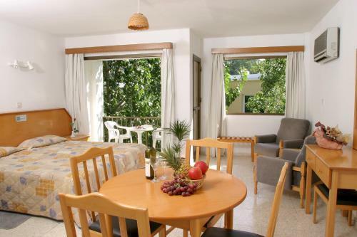 Alkionest Hotel Apartments