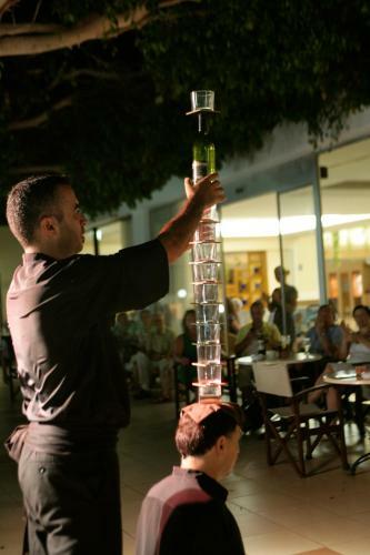 Avanti Hotel