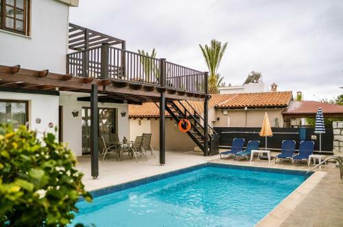 Zebrina Villas