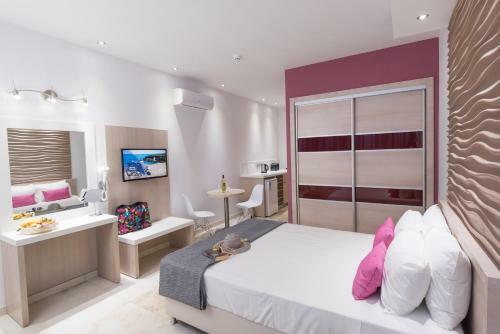 Aparthotel Loutsiana I & II Deluxe Apts