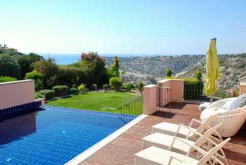 Villa Kallithea - Apr04