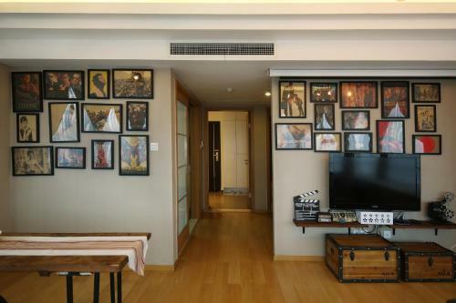 Chengdu Memory Space Apartment Taiguli Branch