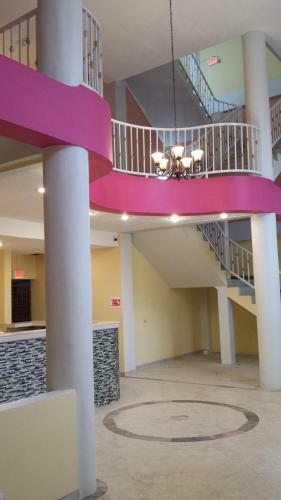 Maya Bella Downtown Hotel