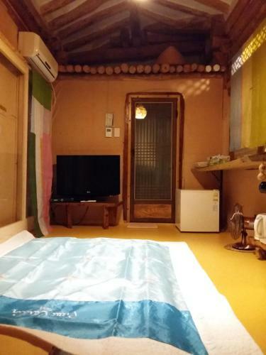 Hostal Fragrance Of Moonlight