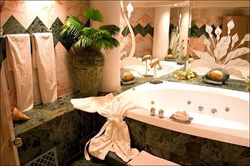 Hotel San Carlos Plaza