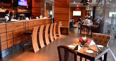 Las Ventanas Suites Hotel
