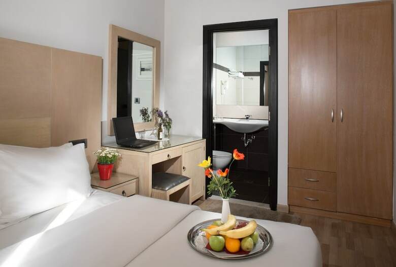 Apartamentos Areos Hotel