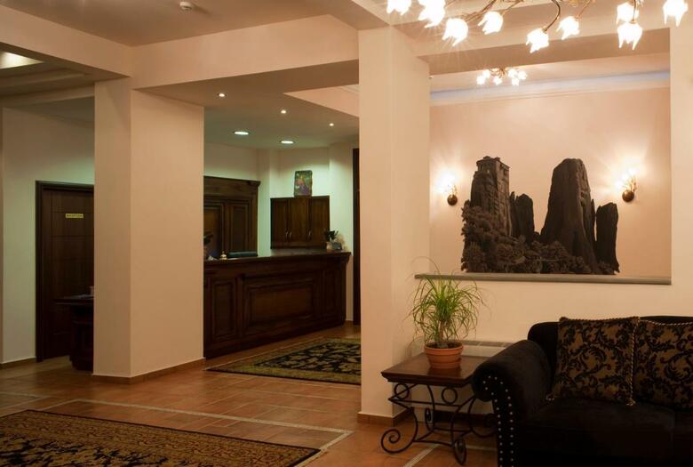 Dellas Boutique Hotel