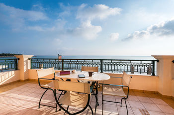 Hotel Andreolas Luxury Suites